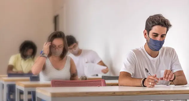 Mascherine: referendum e maturità 2022, dove cade l’obbligo