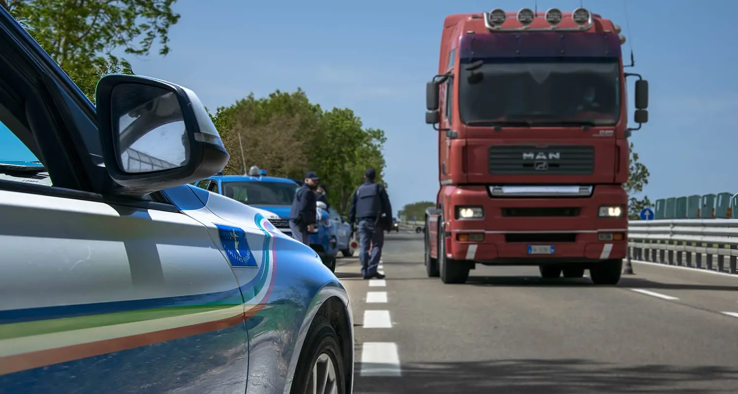 Sardegna. Operazione “truck & bus”: controlli mirati della Polizia stradale