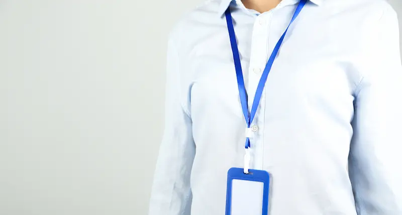 I porta badge e i lanyard personalizzati: conosciamoli più da vicino