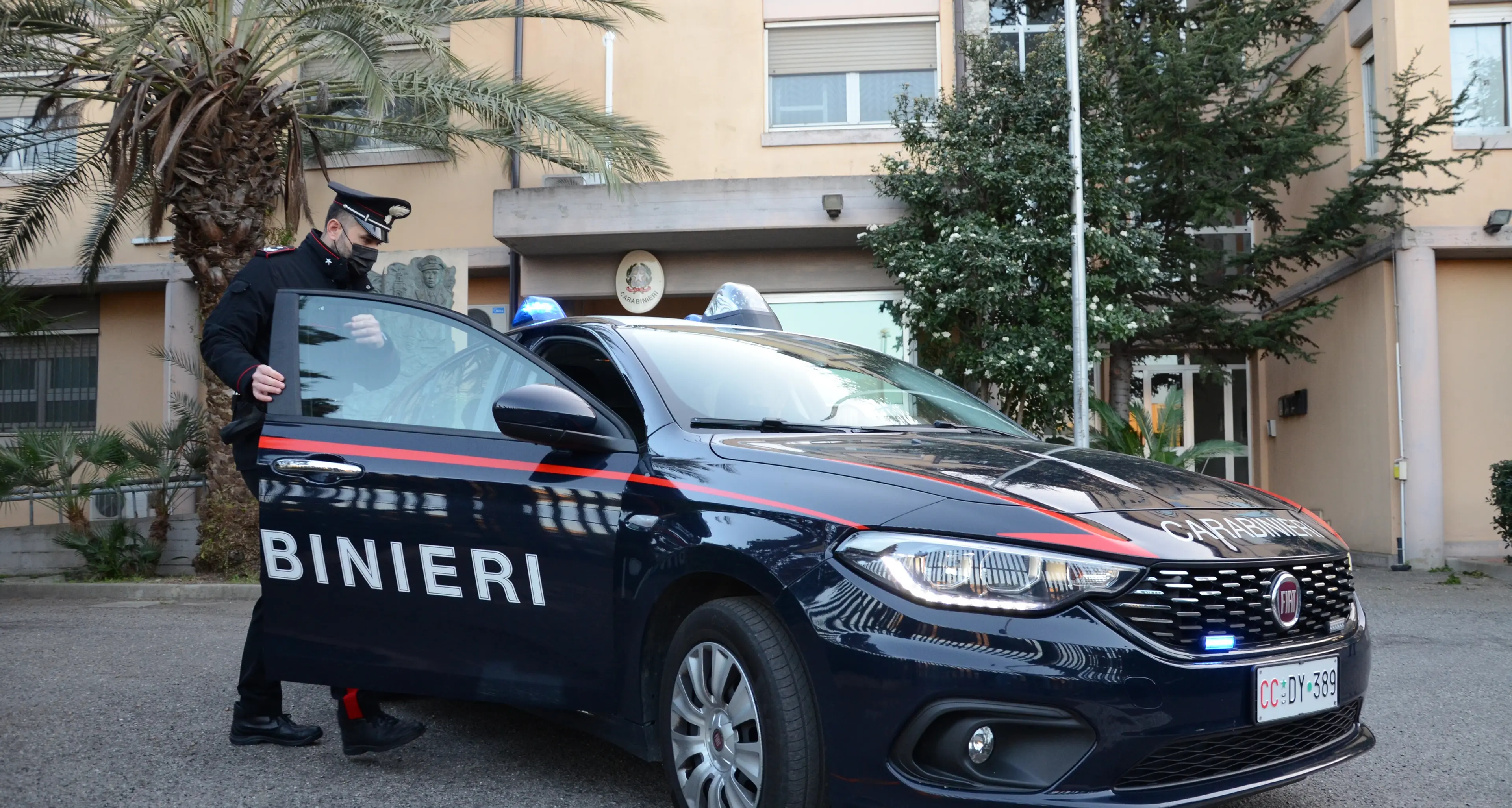 Domusnovas. Entra a casa del parroco e ruba 600 euro più vari monili in oro e argento: arrestato