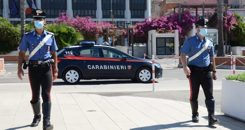 Cagliari. Ventiduenne violenta due donne, di 48 e 64 anni