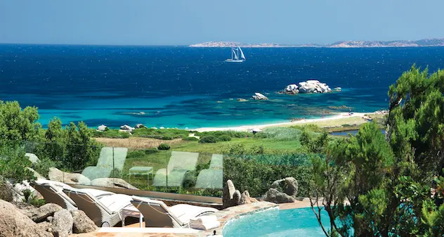 In Sardegna Delphina hotels & resorts cerca personale: ecco le posizioni aperte