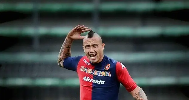 Cagliari, Nainggolan spinge per tornare in rossoblù