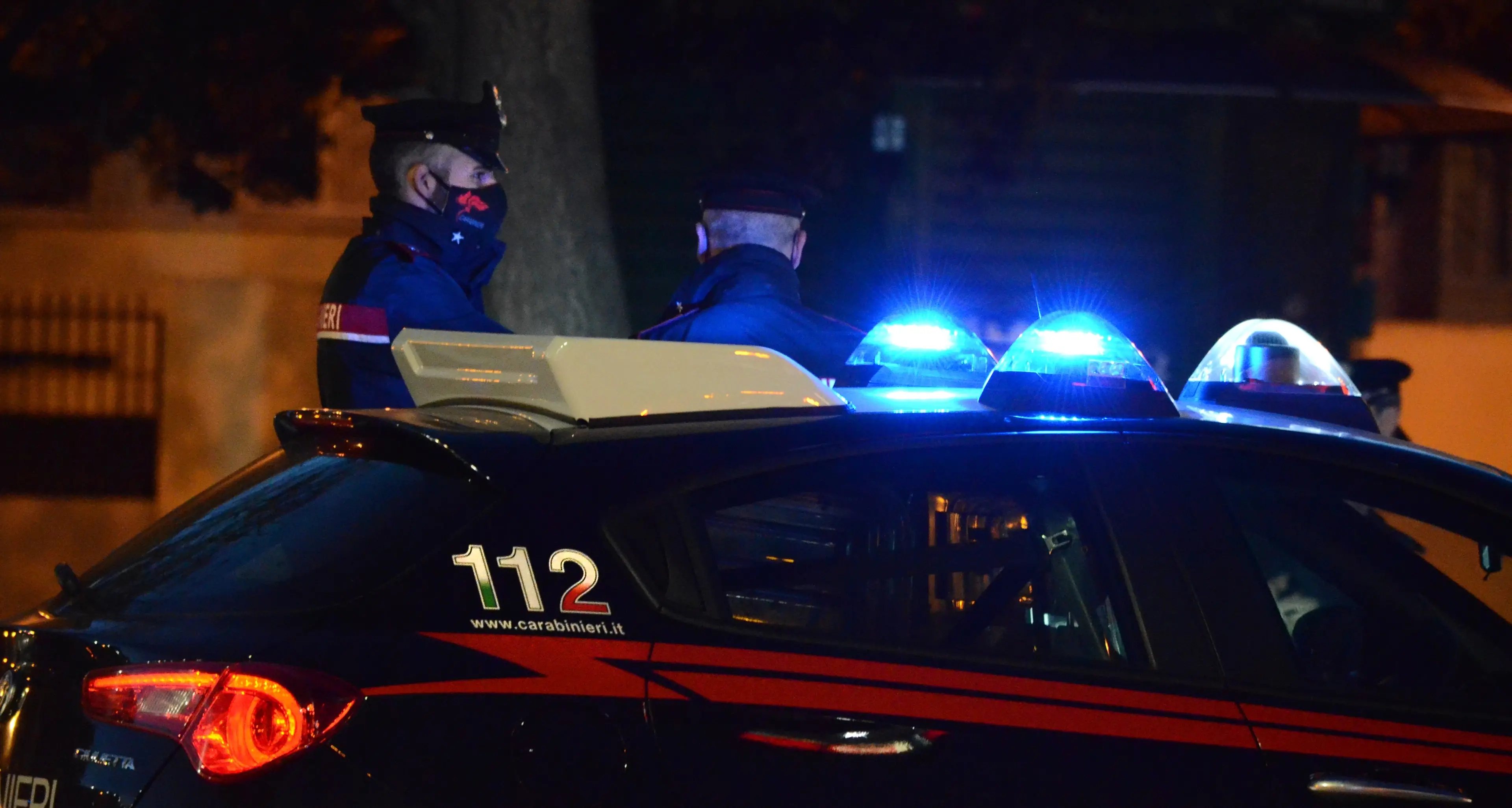 Cagliari. Tentano di rubare parti di carrozzeria di una Smart Fortwo: denunciati due cagliaritani