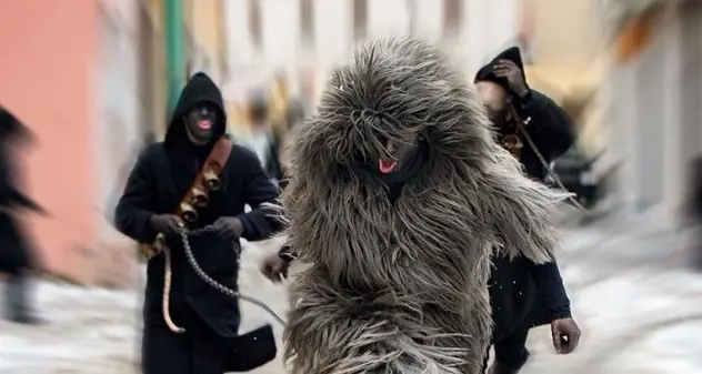 A Fonni \"scoppia\" la festa dei carnevali più belli del mondo: il 3 agosto lo spettacolo di Identidades