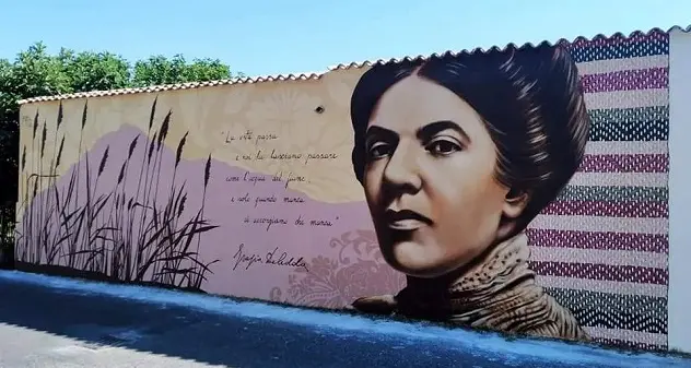 A Galtellì un murale in memoria di Grazia Deledda e del romanzo \"Canne al vento\"