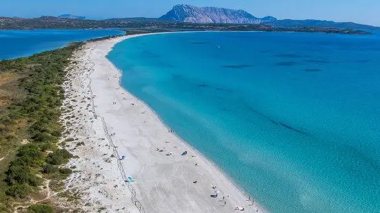 Ferragosto, tre mete sarde tra le 50 più scelte dagli italiani