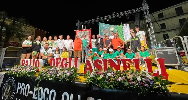 Palio di Ollolai, un’edizione da record: vincono Vargiolu e Laralai