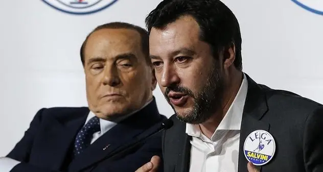 Crisi governo. Salvini raggiunge Berlusconi in Sardegna: incontro a Villa Certosa