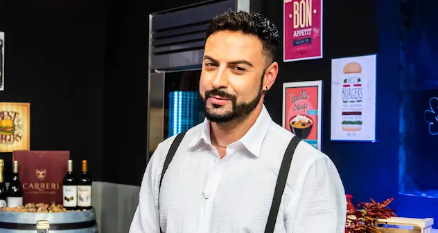 Il conduttore sardo Anthony Peth lascia \"Chef in campo\"