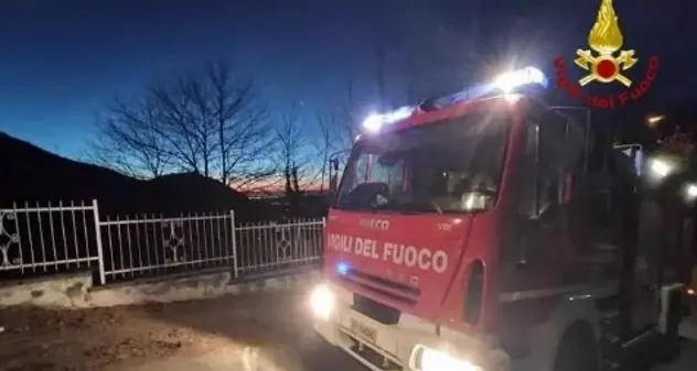 Maltempo al nord, tassista muore schiacciato da un albero