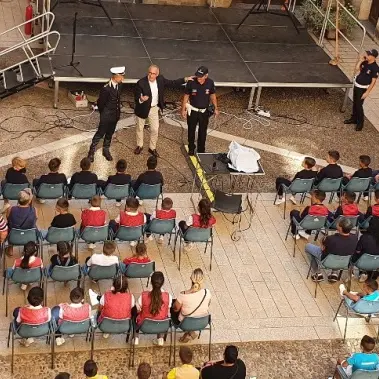 Sassari. La Polizia locale dona giochi ai Mini Candelieri