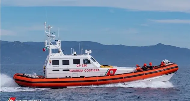 Maltempo, due turisti salvati a Cagliari dalla Guardia Costiera