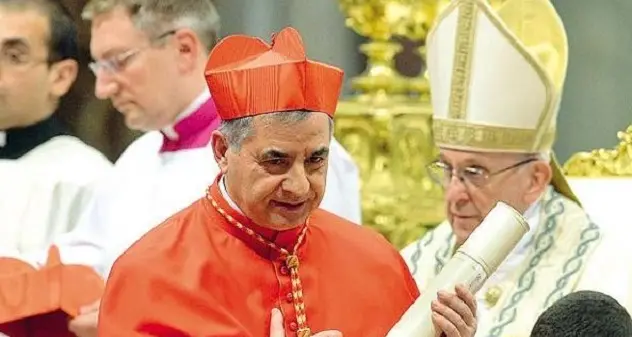 Il Papa telefona al cardinale Becciu: \"Sarò reintegrato nelle mie funzioni\"