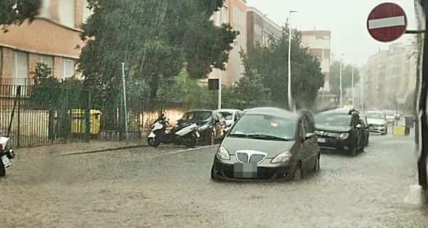 Violento acquazzone in città, anche Pirri sommersa dalla pioggia. VIDEO