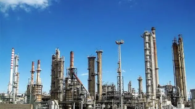 Saras annuncia nuovi investimenti per il sito di Sarroch nel 2026-27