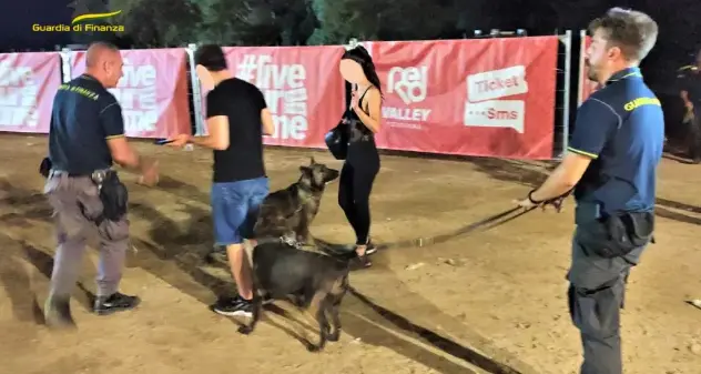 Olbia, in 4 giorni di concerti 105 segnalati e due denunce per spaccio