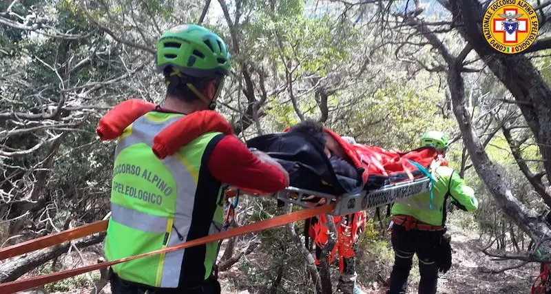 Muravera. Si infortuna durante un’escursione: minorenne salvato dal Corpo Nazionale Soccorso Alpino e Speleologico
