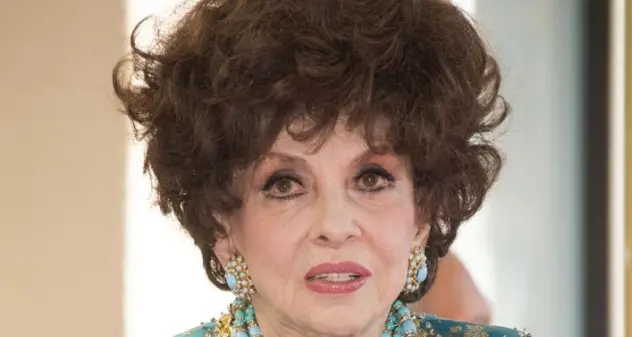 Gina Lollobrigida cade e si rompe il femore, ricoverata