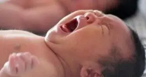 Attenzione: Bebè a bordo. Questa notte 38 neonati verranno trasferiti dalla clinica Macciotta al Policlinico di Monserrato