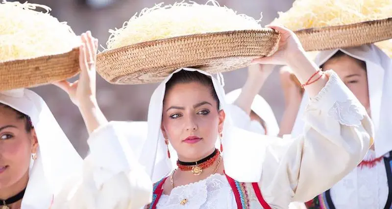 Si rinnova l'appuntamento con Busachi e i suoi colori: tre giorni di festa nel paese dell'amore
