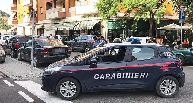 Ubriaco aggredisce il titolare del New Music Bar, arrestato dai Carabinieri