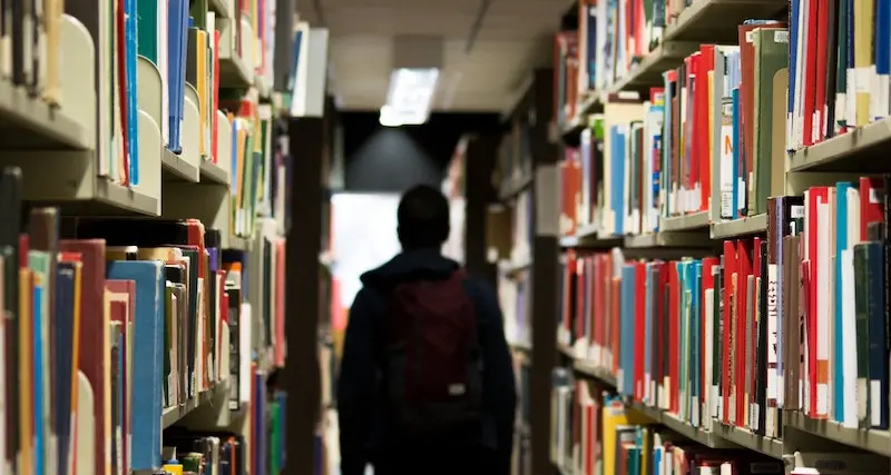 Cagliari. Non va a scuola perché bullizzata: viene bocciata, ma il Tar la promuove