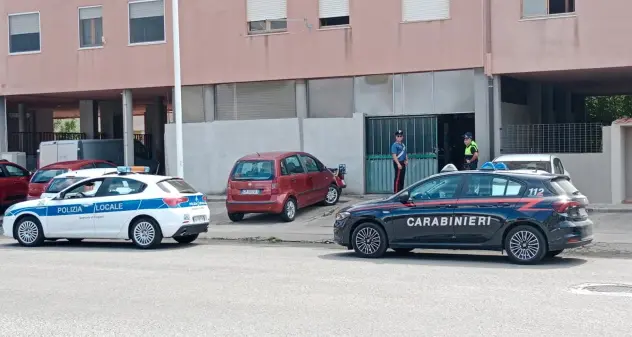 Cagliari. Riparava veicoli in un’autofficina abusiva e percepiva illegalmente il Reddito di cittadinanza, 66enne arrestato