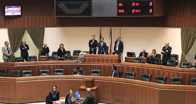 Caro bollette. La Giunta presenterà una legge ad hoc entro 15 giorni