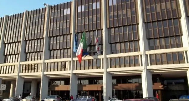 Tensioni in maggioranza. Prima commissione bloccata, convocata e rinviata