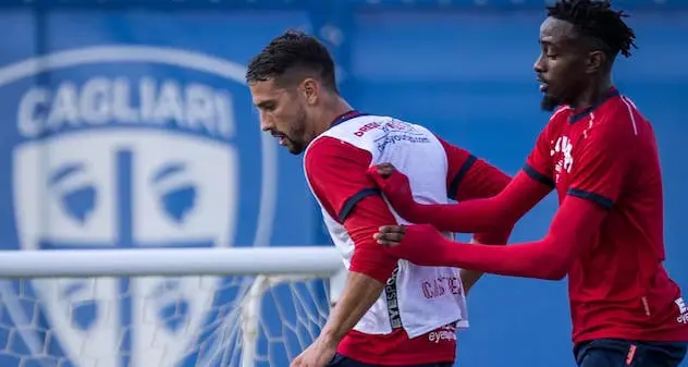Cagliari da domani in ritiro in vista della gara col Brescia
