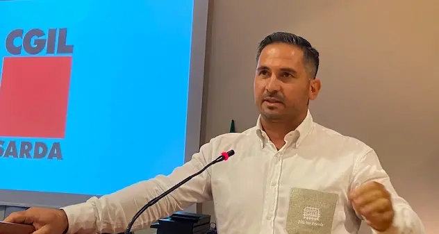 Terremoto nella Cgil Sarda, si dimette il segretario regionale