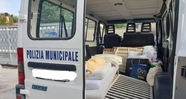 Sassari. Dalla Polizia locale ancora doni per famiglie bisognose e comunità