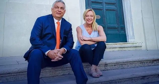 Migranti, Orban elogia Meloni: \"Finalmente governo italiano protegge i confini\"