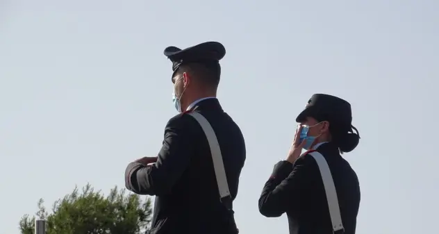 Villasimius. Ubriaco disturba in un salone di parrucchiere dopo aver cercato di schiaffeggiare un carabiniere