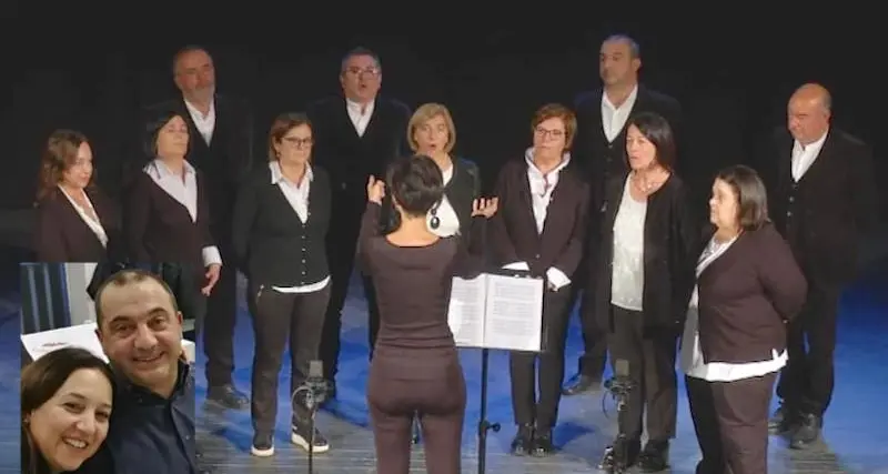 Esplosione a Tiana. Marilena e Guglielmo solo qualche giorno fa si stavano esibendo sul palco del Teatro Garau di Oristano