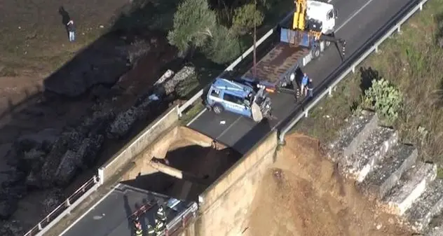 Processo per il crollo del ponte di Oloè, tre assolti