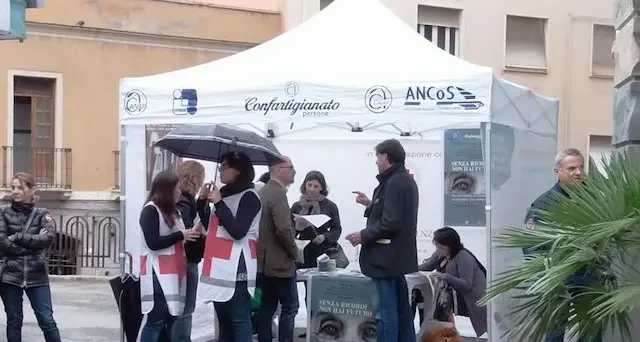 Cagliari. Piazza Yenne sabato 5 aprile: “Giornata per la prevenzione dell'Alzheimer e del colesterolo”