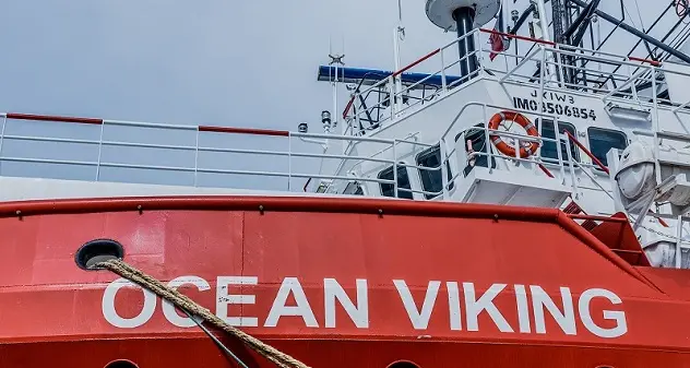 Ocean Viking, evacuazione per 4 migranti. Nel frattempo polemiche su parole Mulas