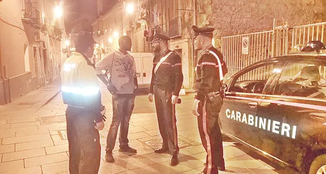 Task force di Carabinieri e Polizia Municipale nel quartiere Marina, nel mirino i luoghi della Movida