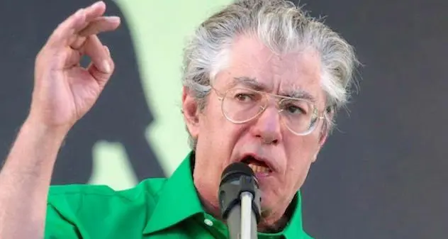 Malore in casa per Umberto Bossi, portato in ospedale a Varese