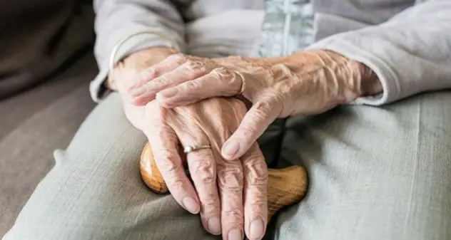 Una struttura per anziani su quattro è irregolare