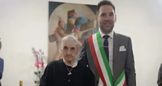 Silanus in festa per i cento anni di zia Pietrina Niola