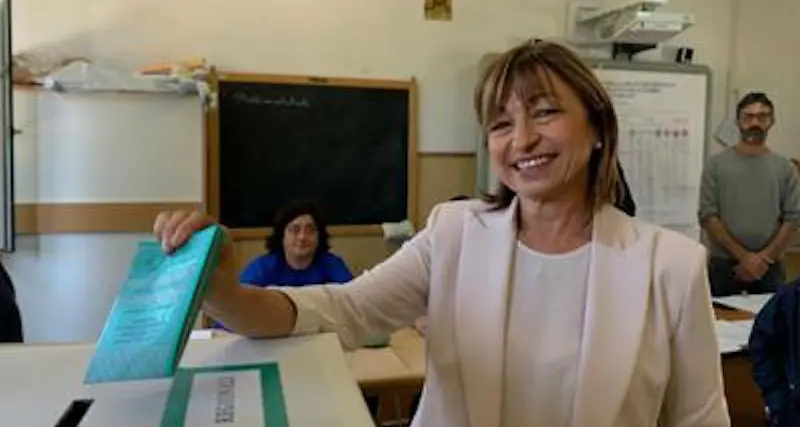 In Umbria trionfa il centrodestra con Tesei, il candidato del centrosinistra si ferma al 37,5%