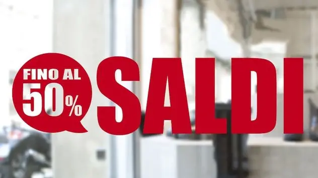 Sardegna, saldi invernali anticipati: al via il 3 gennaio