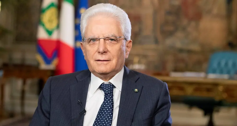 Mattarella ancora positivo al Covid