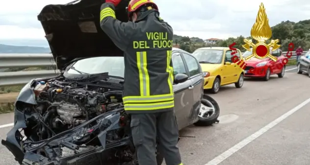 Incidente stradale sulla SP Lanusei-San Paolo: 3 auto coinvolte e 5 feriti