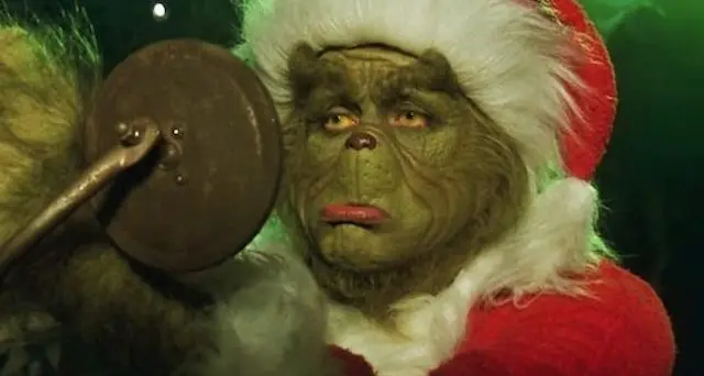 “Sindrome del Grinch”? La psicologa spiega le cause e come affrontare il Natale