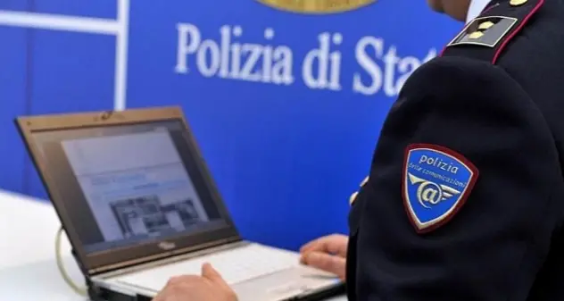 Occhio agli acquisti online: la polizia postale scopre 246 casi di truffa e-commerce nell'Isola