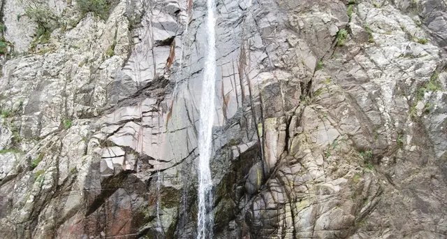 La cascata di Sa Spendula, lo spettacolo della natura in questo bellissimo video